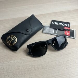 Ray Ban RB4165 Justin Polarized Sunglasses Matte Black Grey Lens 54mm